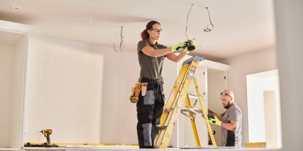 Best Affordable Emergency Electrician  in Hideaway, TX